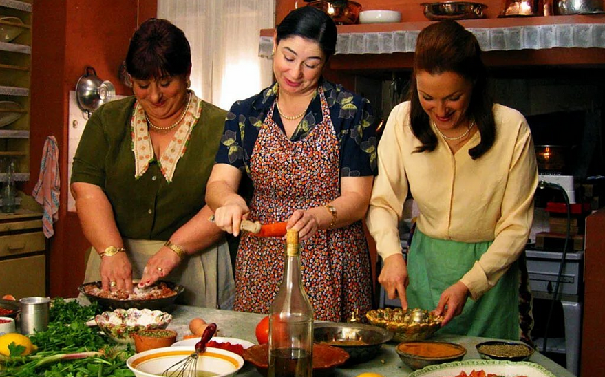 [Ирина Таро] Кухня турецких тетушек (2023)_0.png